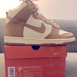 New Women’s Nike Dunk High Rope/Maple OG Vintage